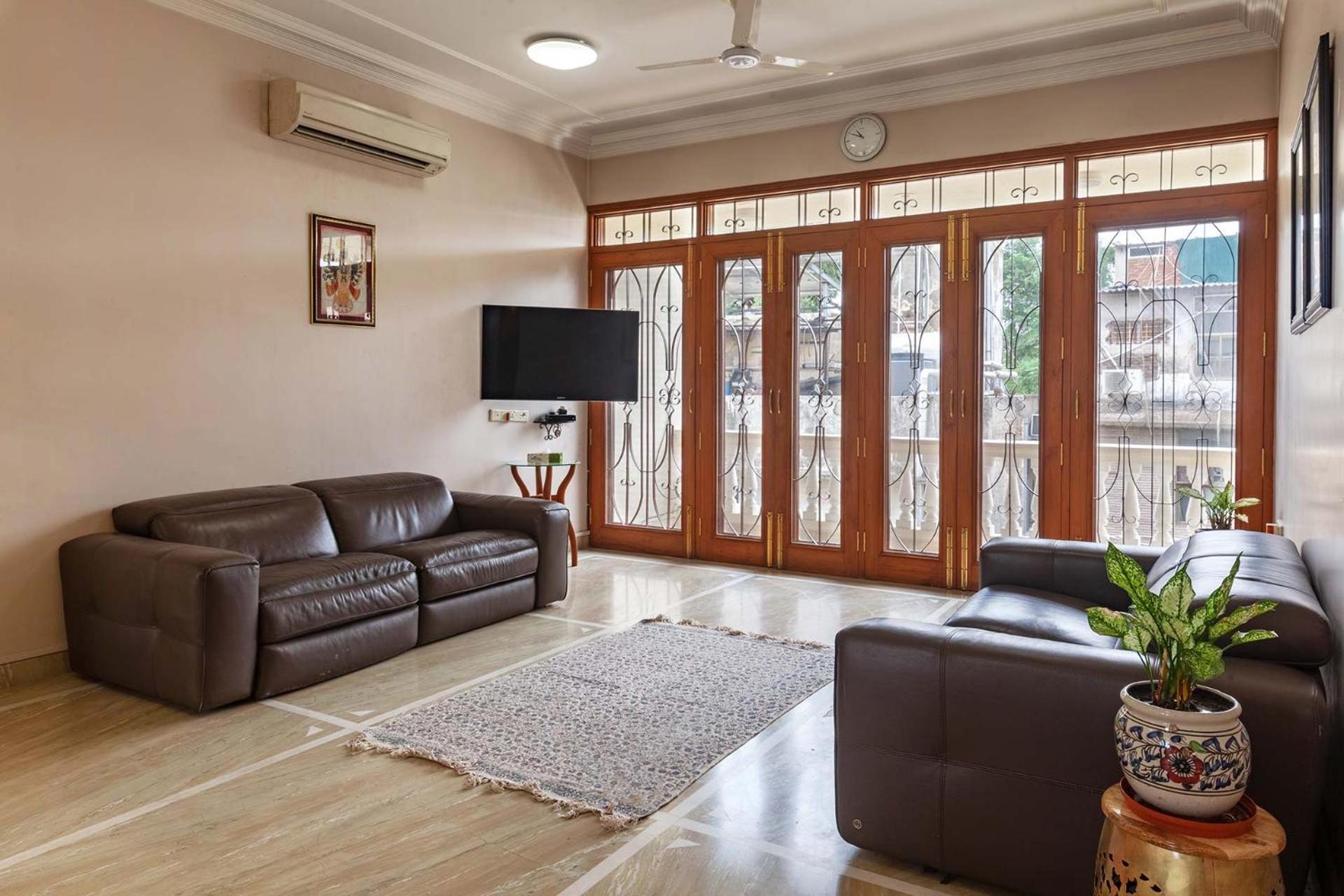 Stayvista's Krishnalaya Mansion: Luxurious Retreat With Indoor Pool & Leisure Amenities Villa Jaipur